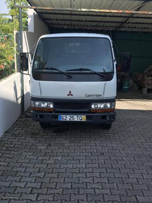 Mitsubishi Canter cv Junho/02 - à venda - Ligeiros