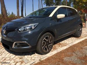 Renault Captur Automatic Junho/15 - à venda - Ligeiros