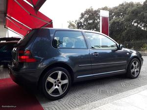 VW Golf 1.9 TDI 110 Nacional Agosto/02 - à venda - Ligeiros