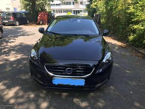 Volvo V40 D4 Setembro/15 - à venda - Ligeiros Passageiros,