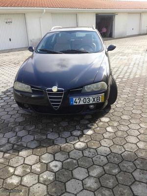 Alfa Romeo 156 sportwagom Fevereiro/04 - à venda - Ligeiros