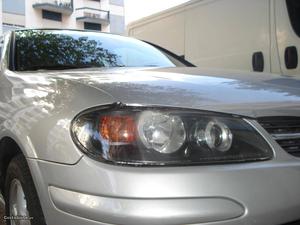 Nissan Almera 1.5 5 Portas 150M 02 Janeiro/02 - à venda -