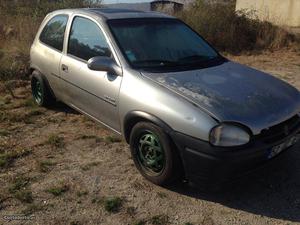 Opel Corsa Sport Novembro/94 - à venda - Ligeiros