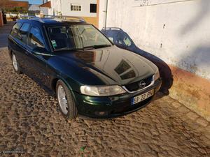 Opel Vectra Sport B caravan Maio/00 - à venda - Ligeiros