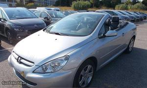 Peugeot 307 CC 1.6i Março/04 - à venda - Ligeiros