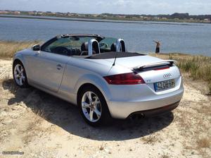 Audi TT  tfsi cabrio Fevereiro/07 - à venda -