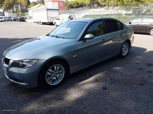 BMW 320 e90 Maio/05 - à venda - Ligeiros Passageiros,