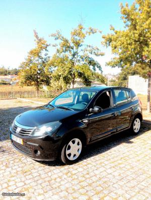 Dacia Sandero 1.4mpi GPL Julho/10 - à venda - Ligeiros