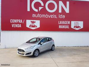 Ford Fiesta 1.5 TDCI Julho/14 - à venda - Ligeiros