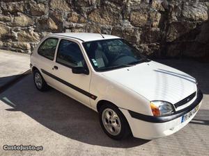 Ford Fiesta 1.8 Boss Diesel Agosto/00 - à venda -