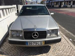 Mercedes-Benz E  portas Maio/86 - à venda - Ligeiros