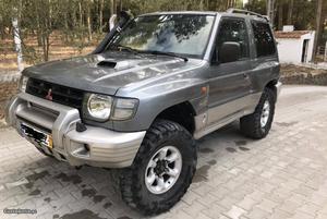 Mitsubishi Pajero 2.8 GLS Abas Largas Abril/98 - à venda -