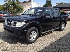 Nissan Navara 2.5 DCI 4WD Novembro/07 - à venda - Pick-up/