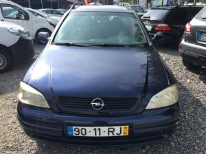 Opel Astra Caravan  v Abril/01 - à venda - Ligeiros