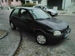 Opel Corsa ECO Dezembro/97 - à venda - Ligeiros