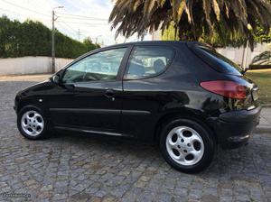 Peugeot  d muito económico Agosto/00 - à venda -