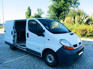 Renault Trafic DCI 100cv A/C Julho/05 - à venda -