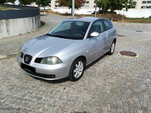 Seat Ibiza 1.2 Sport Setembro/02 - à venda - Ligeiros