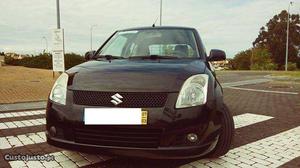 Suzuki Swift DDIS Março/07 - à venda - Ligeiros