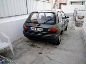 Toyota Starlet 1.5 diesel 5 lugares Maio/91 - à venda -