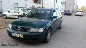 VW Passat 1.9 TDI Fevereiro/00 - à venda - Ligeiros