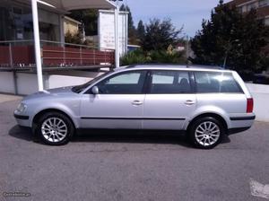 VW Passat 1.9 TDI PD 115 Outubro/99 - à venda - Ligeiros