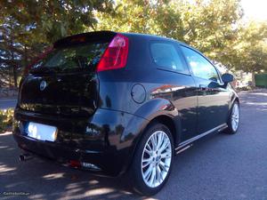 Fiat Grande Punto 1.9jtd 130cv 5lug Dezembro/06 - à venda -