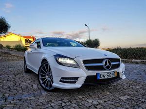 Mercedes-Benz CLS 350 CDi 265cv Abril/11 - à venda -