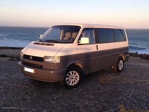 VW Transporter Combi 2.4D 9 Lugares Julho/99 - à venda -