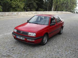 VW Vento  mil km troco Abril/92 - à venda - Ligeiros