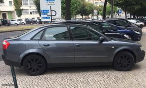 Audi A4 1.9tdi (130cv) Agosto/01 - à venda - Ligeiros