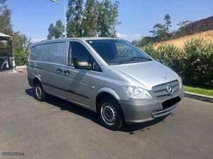 Mercedes-Benz Vito 116 cdi Setembro/12 - à venda -