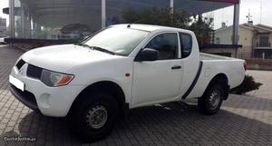 Mitsubishi L DID 4x4 Julho/08 - à venda - Pick-up/