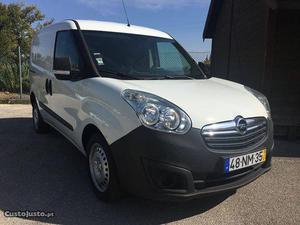 Opel Combo 1.6CDTI 6Velocidades Janeiro/13 - à venda -