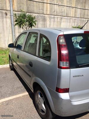 Opel Meriva 100cv cdti Agosto/04 - à venda - Ligeiros