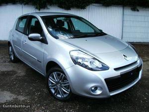 Renault Clio 1.2 Maio/12 - à venda - Ligeiros Passageiros,