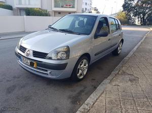 Renault Clio 1.2 equipado a gpl Março/04 - à venda -