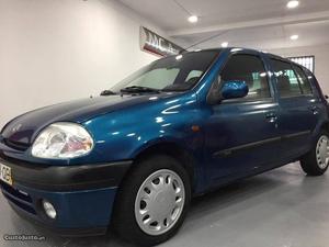 Renault Clio 1.2RXE AC IMPECAVEL Agosto/00 - à venda -