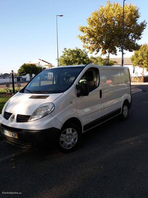 Renault Trafic 2.0 dci 115 Novembro/08 - à venda -