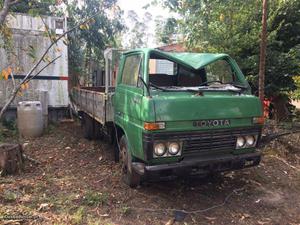 Toyota Dyna BU30 P/Peças Março/80 - à venda - Pick-up/