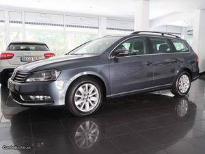 VW Passat Var. 1.6 TDi Comf Março/14 - à venda - Ligeiros