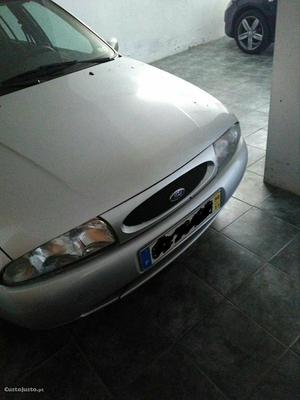 Ford Fiesta 1.2 Techno Novembro/98 - à venda - Ligeiros