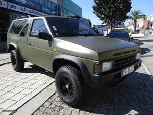 Nissan Terrano I 2.7td Nacional Julho/93 - à venda -