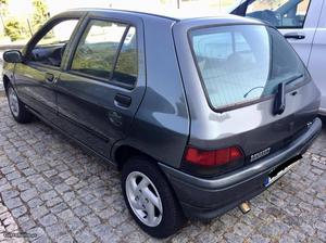 Renault Clio 1.2 Energy Janeiro/94 - à venda - Ligeiros