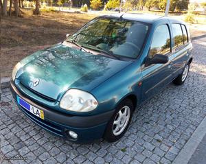 Renault Clio Mil kms Abril/98 - à venda - Ligeiros
