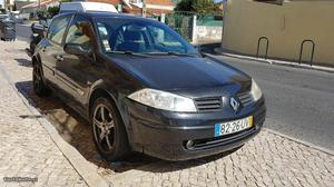 Renault Mégane 1.5 DCi Abril/03 - à venda - Ligeiros