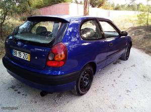 Toyota Corolla 2.0 d 5 lugares Março/98 - à venda -