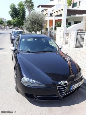 Alfa Romeo 147 executive Março/07 - à venda - Ligeiros