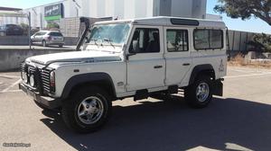 Land Rover Defender 110 TD5 9Lug Novembro/98 - à venda -