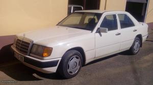 Mercedes-Benz E 200 EX Taxi Estimado Maio/92 - à venda -